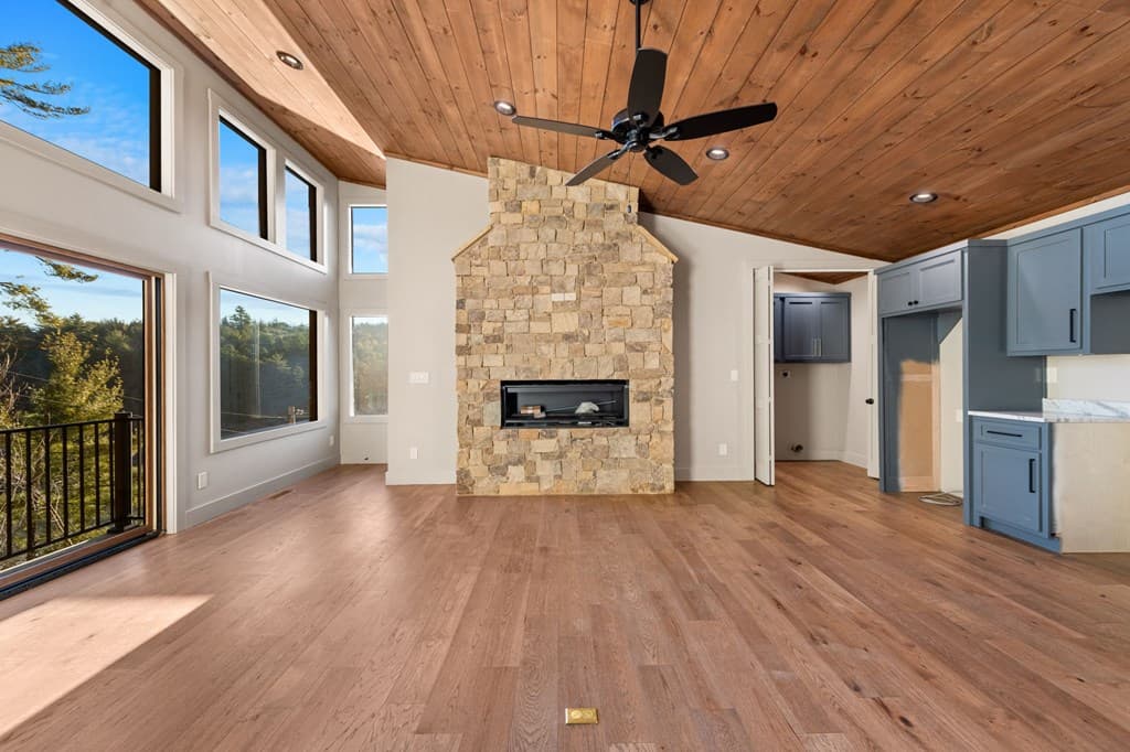 770 Fish Hook Point, Blue Ridge GA 30513 - Photo