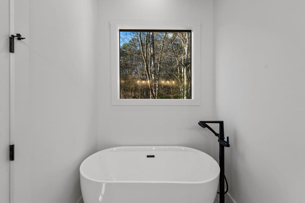 770 Fish Hook Point, Blue Ridge GA 30513 - Photo