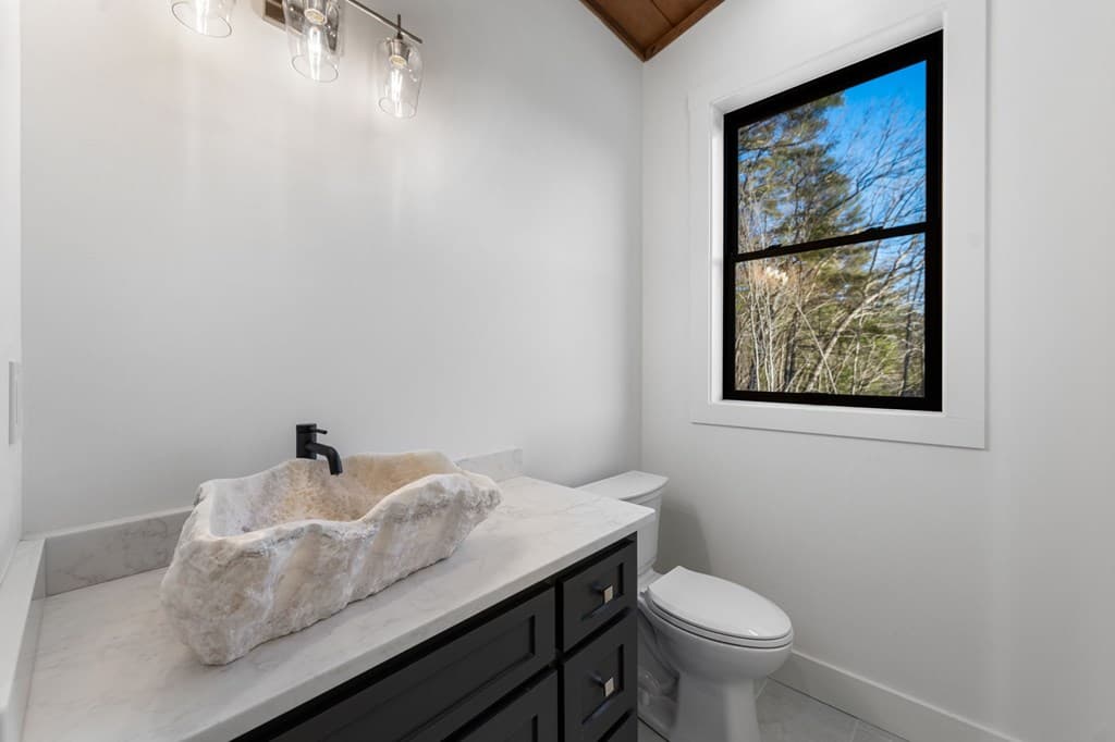 770 Fish Hook Point, Blue Ridge GA 30513 - Photo