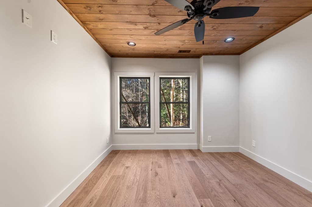 770 Fish Hook Point, Blue Ridge GA 30513 - Photo
