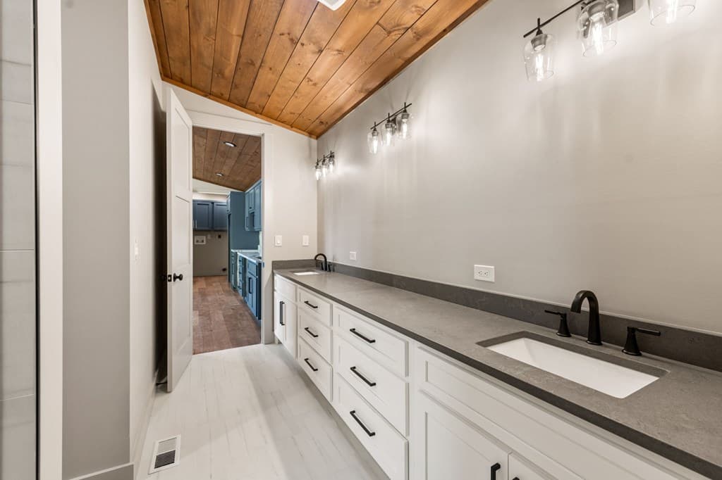 770 Fish Hook Point, Blue Ridge GA 30513 - Photo