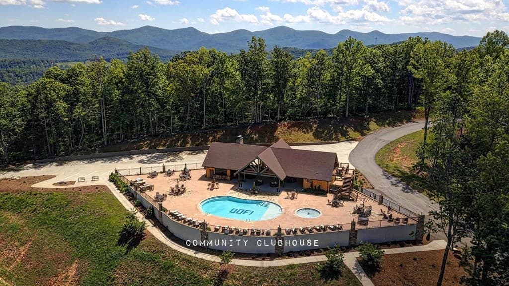 161 Loop Lane, Blairsville GA 30512 - Photo
