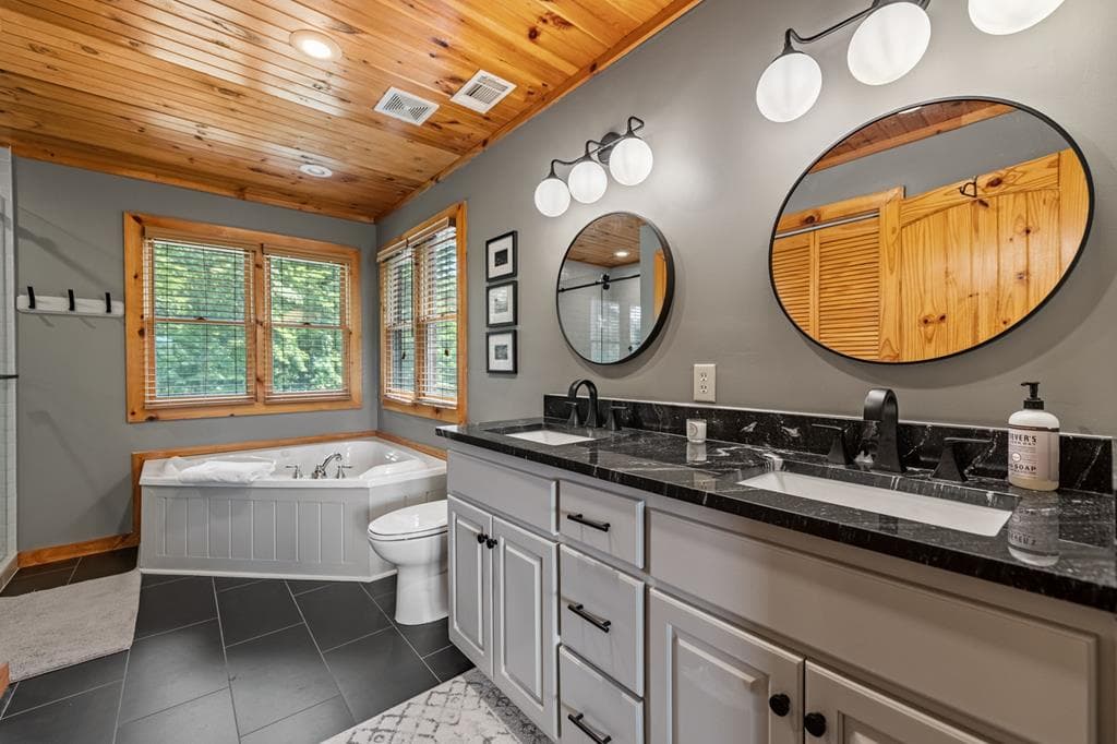 185 Austin Mountain Road, Copperhill TN 37317 - Photo