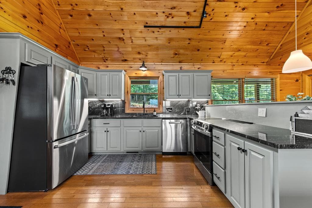 185 Austin Mountain Road, Copperhill TN 37317 - Photo