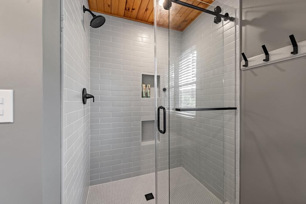185 Austin Mountain Road, Copperhill TN 37317 - Photo