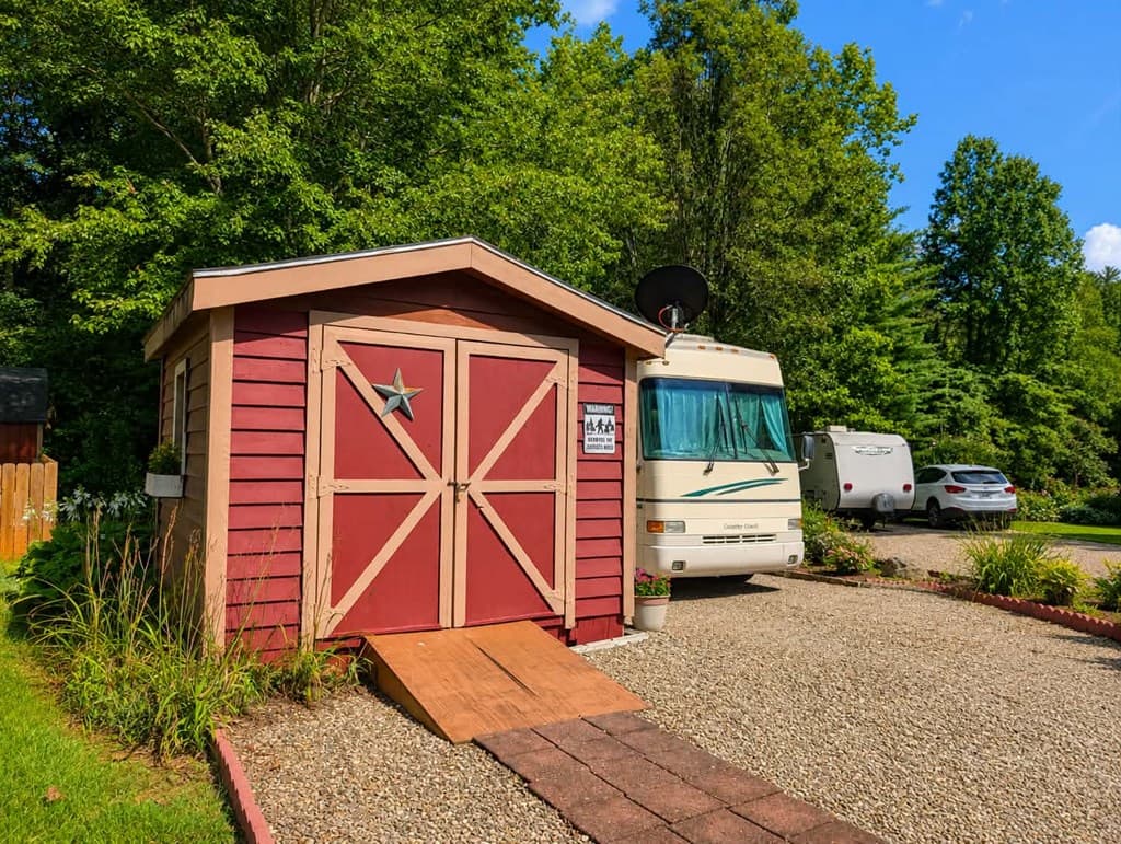 128 Bear Bend, Blairsville GA 30512 - Photo