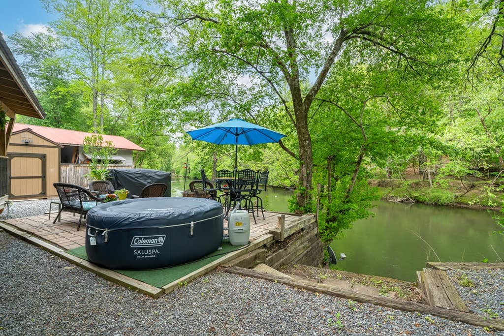 65 1st Street, Ellijay GA 30540 - Photo
