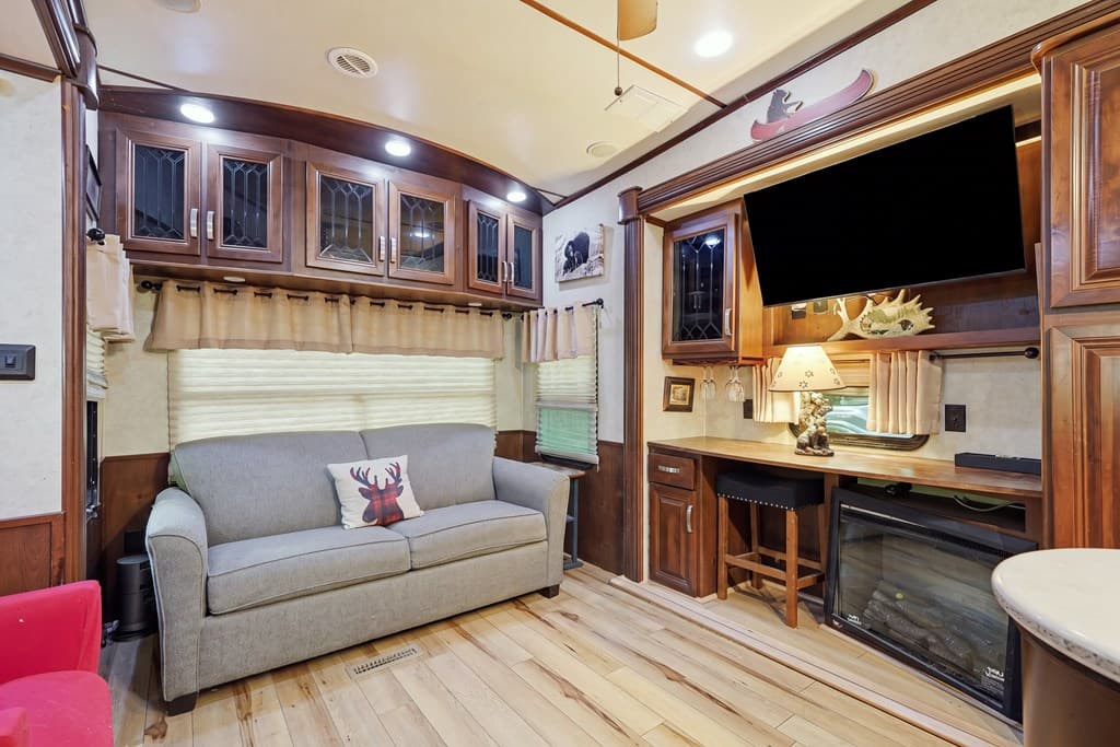 65 1st Street, Ellijay GA 30540 - Photo