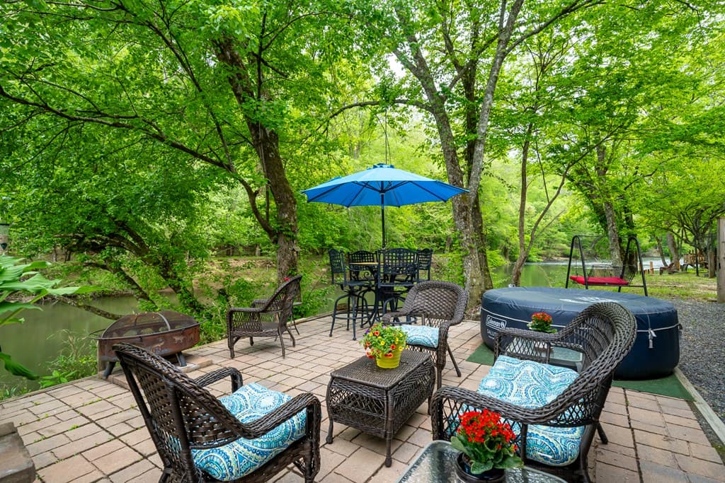 65 1st Street, Ellijay GA 30540 - Photo