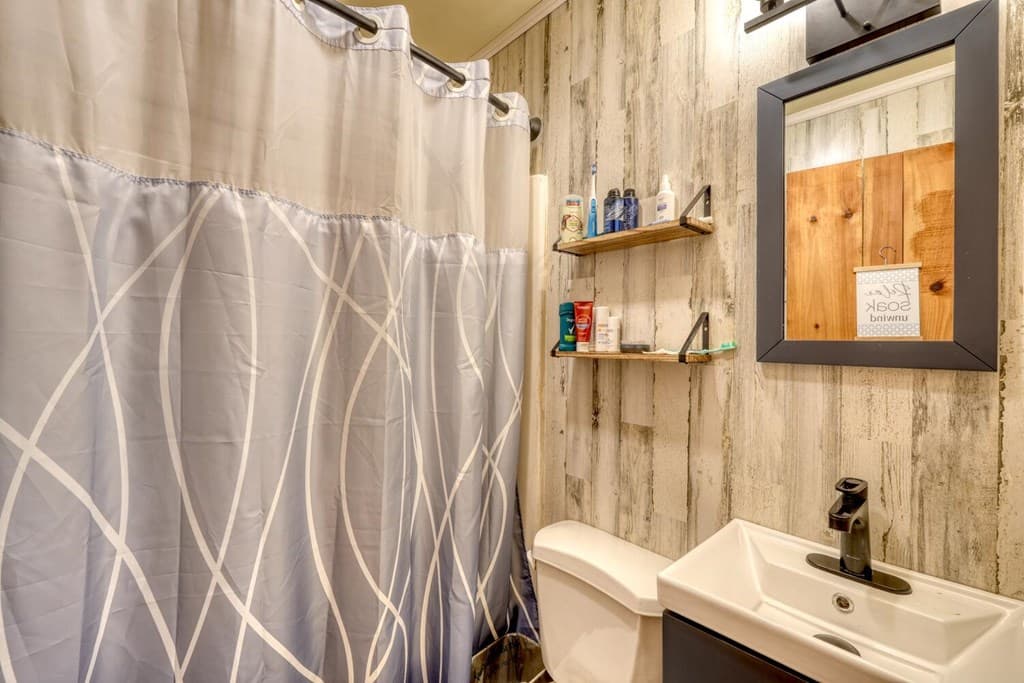541 Rizzitello Lane, Blairsville GA 30512 - Photo
