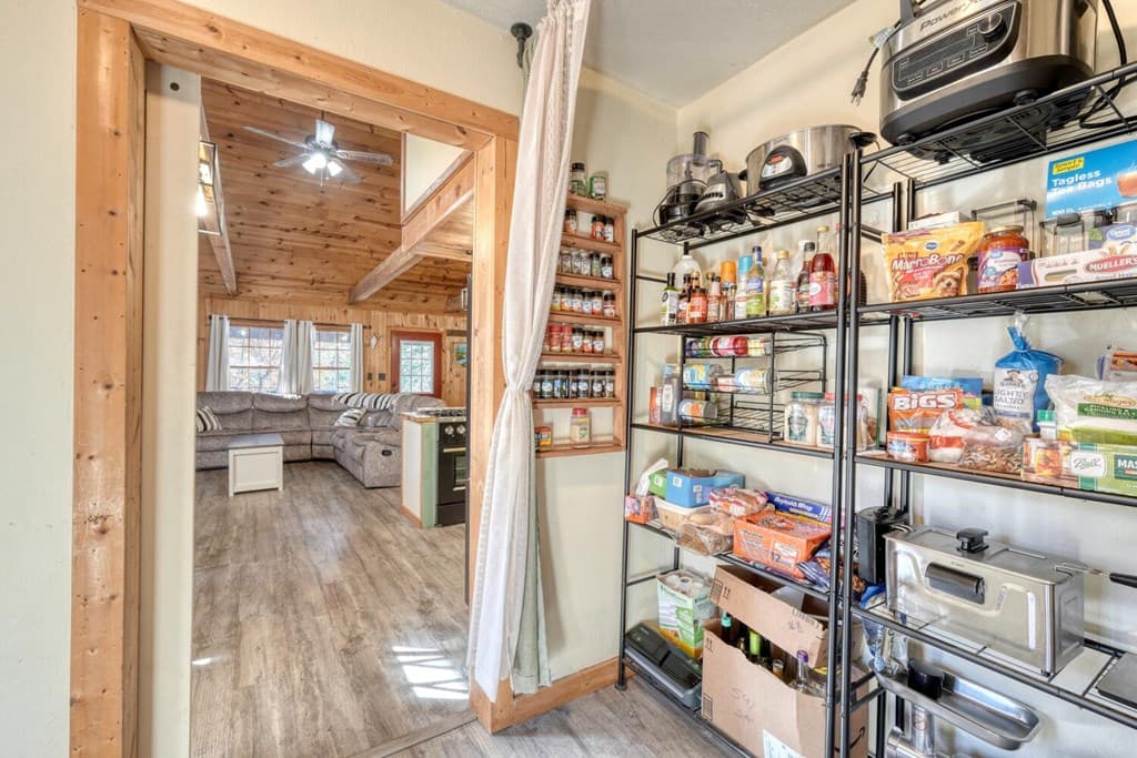 541 Rizzitello Lane, Blairsville GA 30512 - Photo
