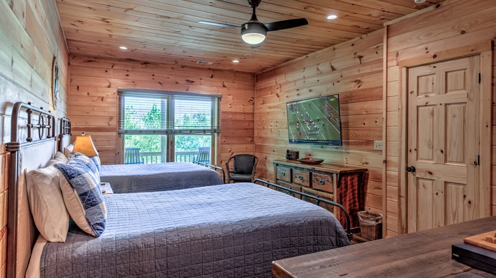 43 S Dustin Drive, Ellijay GA 30540 - Photo