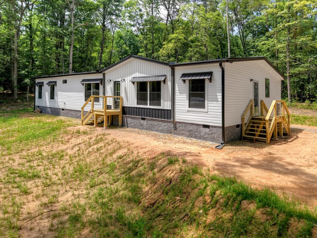 5668 Mobile Road, Blue Ridge GA 30513 - Photo