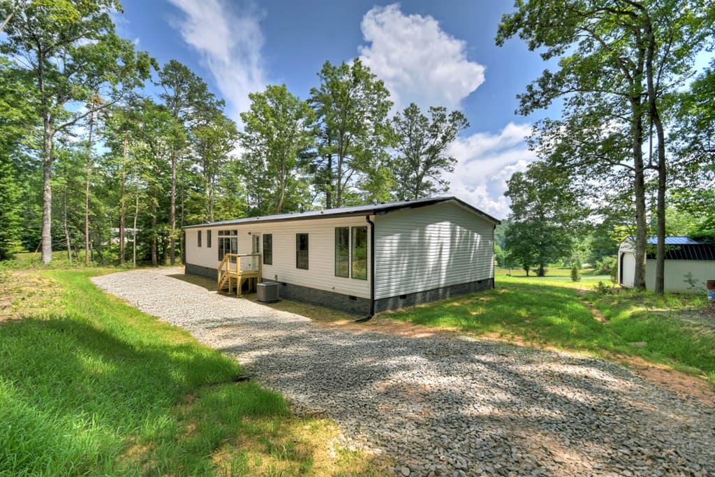 5668 Mobile Road, Blue Ridge GA 30513 - Photo