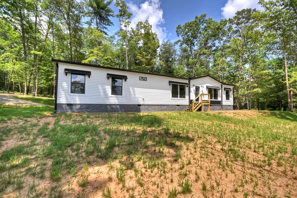 5668 Mobile Road, Blue Ridge GA 30513 - Photo