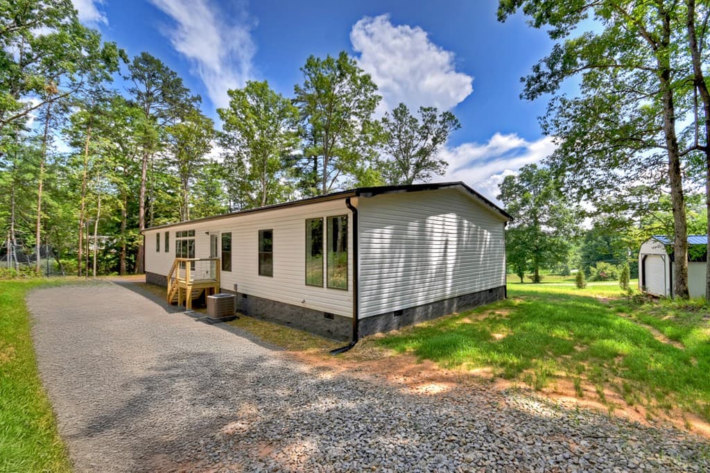 5668 Mobile Road, Blue Ridge GA 30513 - Photo