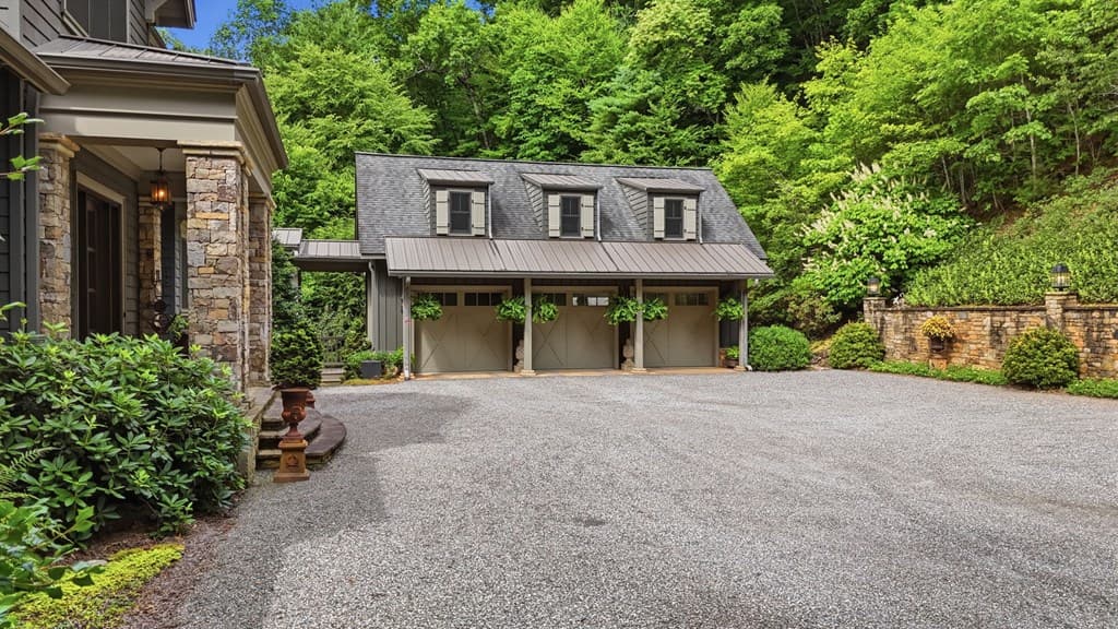 490 Red Wolf Run, Franklin NC 28734 - Photo