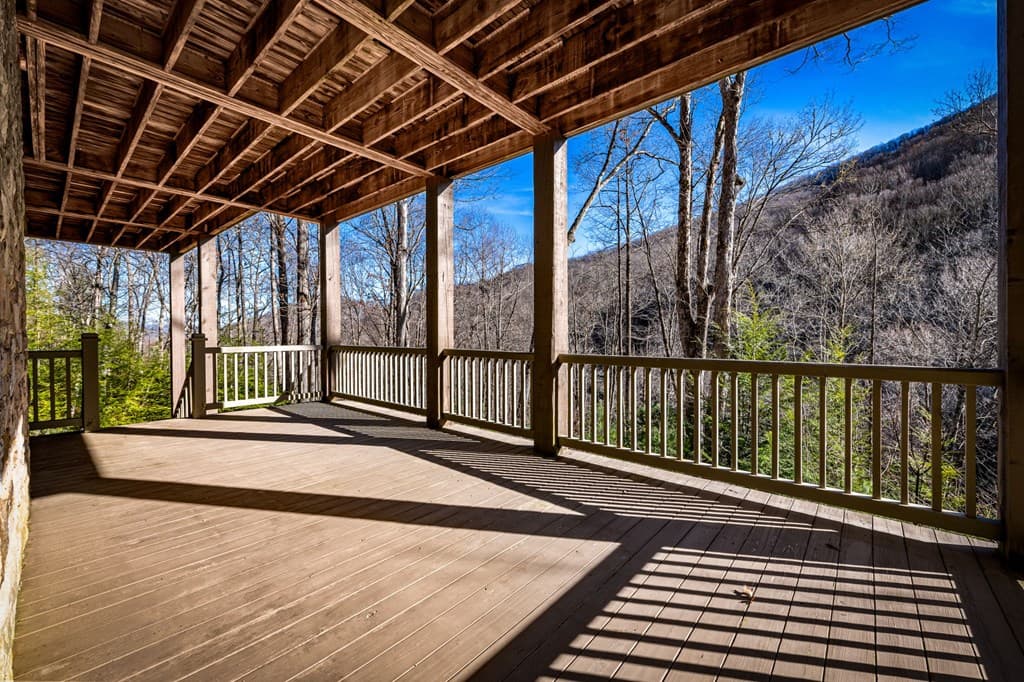 490 Red Wolf Run, Franklin NC 28734 - Photo