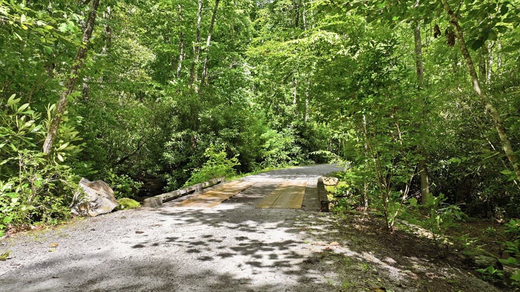 490 Red Wolf Run, Franklin NC 28734 - Photo