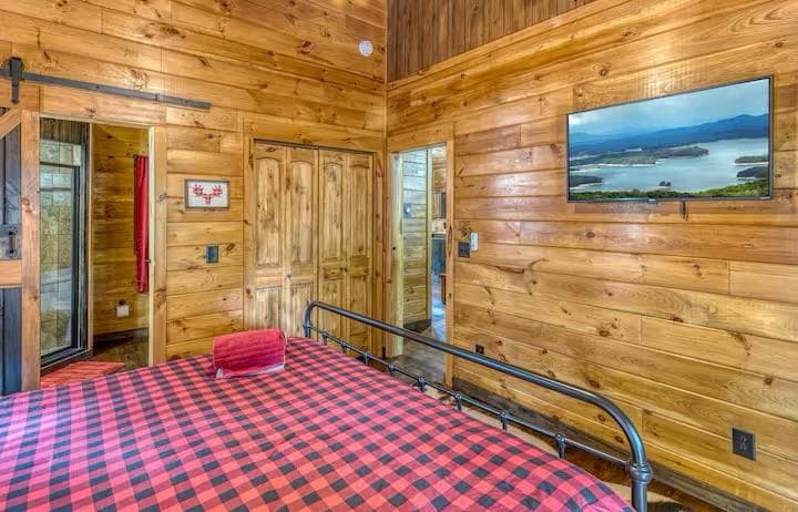 30 Trinity Hills Lane, Mineral Bluff GA 30559 - Photo