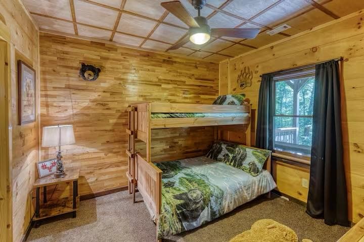 30 Trinity Hills Lane, Mineral Bluff GA 30559 - Photo