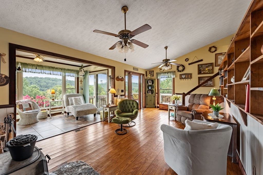 90 Fox Run, Blue Ridge GA 30513 - Photo