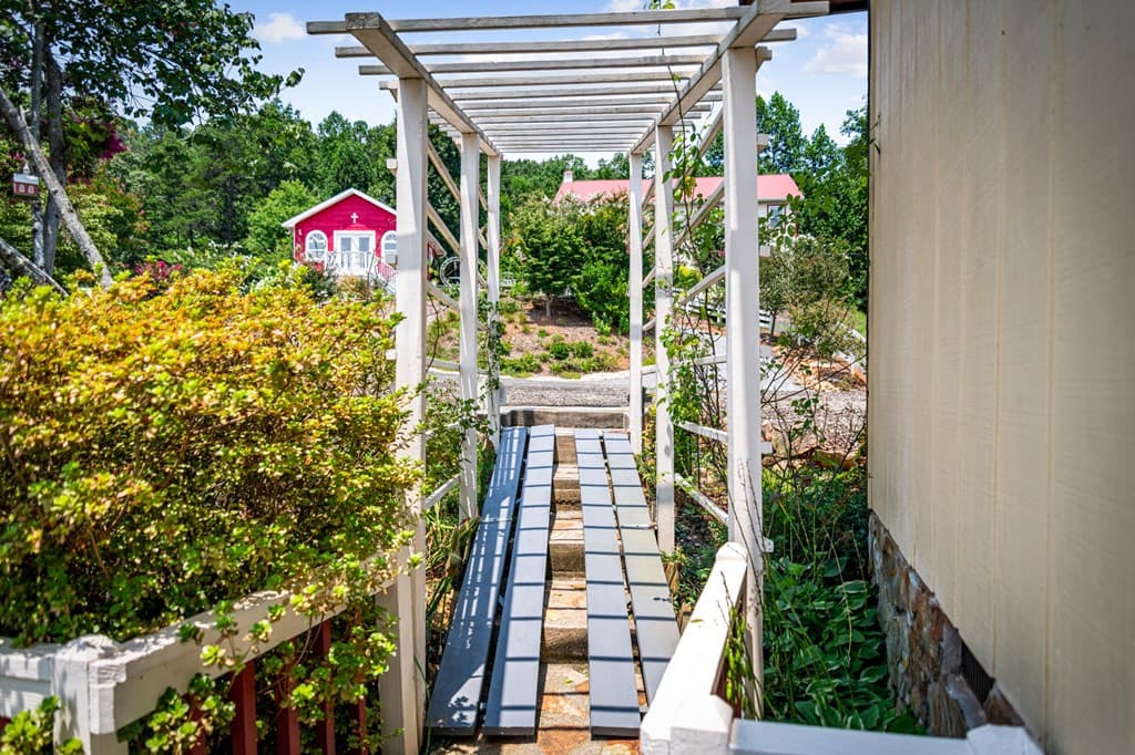 90 Fox Run, Blue Ridge GA 30513 - Photo
