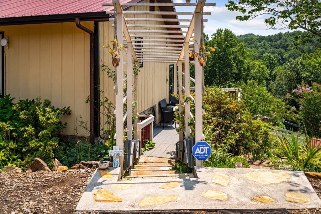90 Fox Run, Blue Ridge GA 30513 - Photo