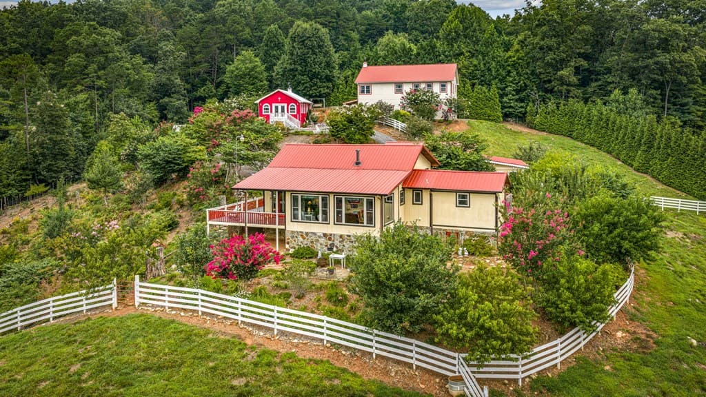 90 Fox Run, Blue Ridge GA 30513 - Photo