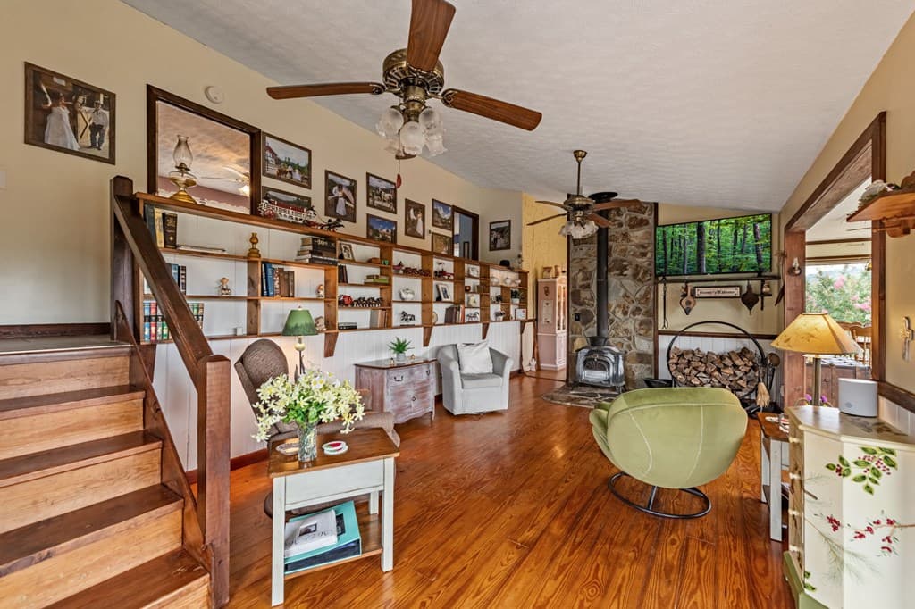 90 Fox Run, Blue Ridge GA 30513 - Photo