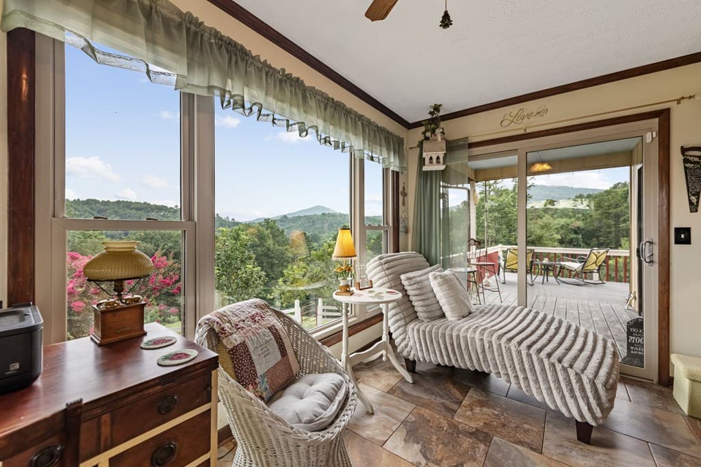 90 Fox Run, Blue Ridge GA 30513 - Photo