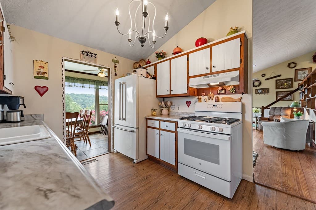 90 Fox Run, Blue Ridge GA 30513 - Photo
