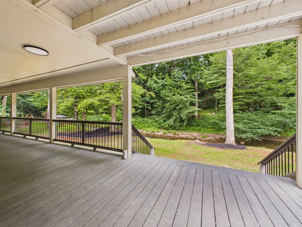 124 W Mountain Meadows, Hayesville NC 28904 - Photo