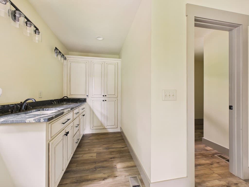 124 W Mountain Meadows, Hayesville NC 28904 - Photo