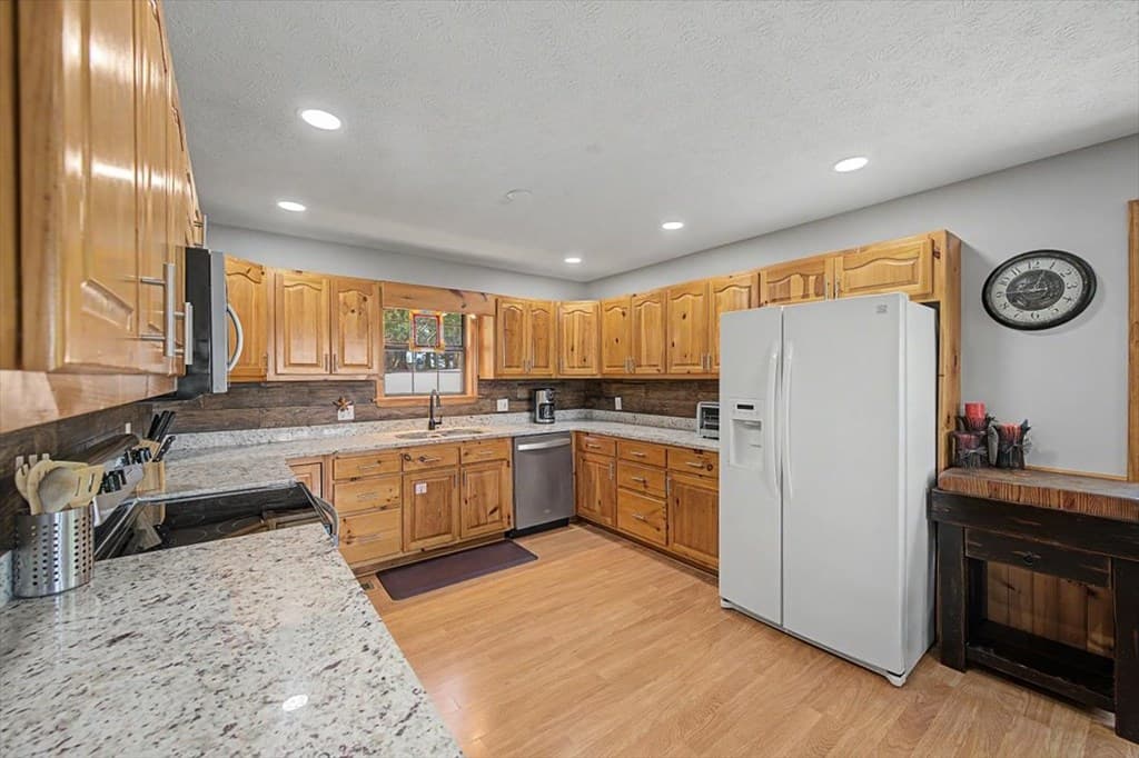 1488 Walnut Rdg, Ellijay GA 30536 - Photo