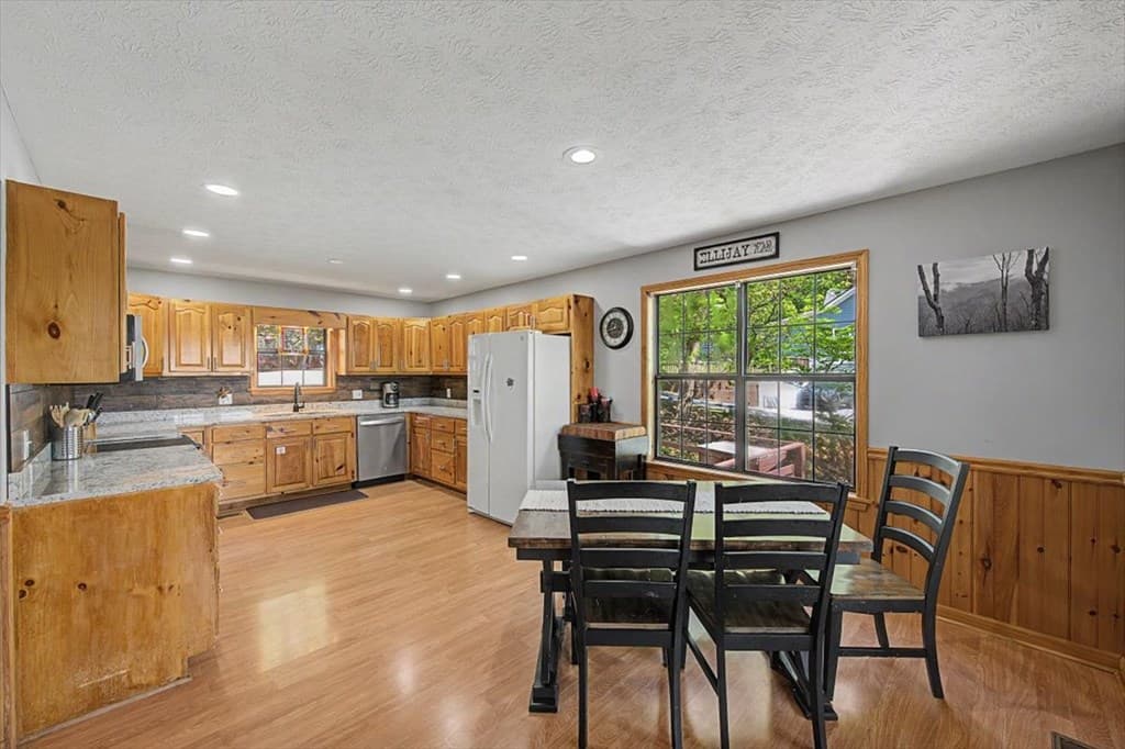 1488 Walnut Rdg, Ellijay GA 30536 - Photo