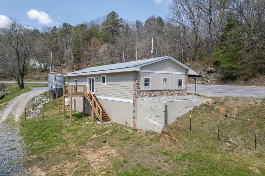 4494 Gainesville Hwy, Blairsville GA 30512 - Photo