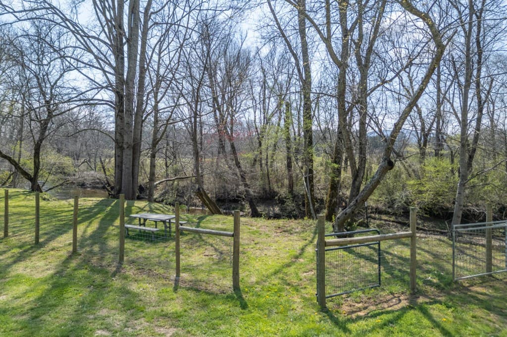 4494 Gainesville Hwy, Blairsville GA 30512 - Photo