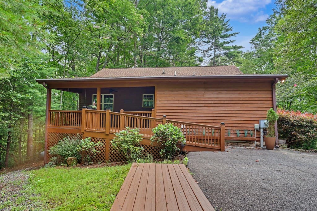 147 Midnight Road, Blairsville GA 30512 - Photo