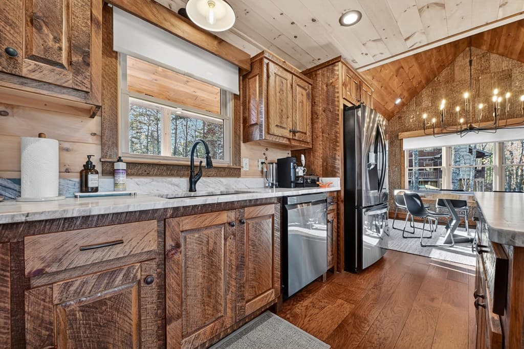 315 River Retreat Road, Blue Ridge GA 30513 - Photo