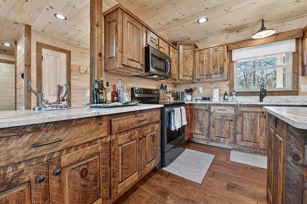 315 River Retreat Road, Blue Ridge GA 30513 - Photo