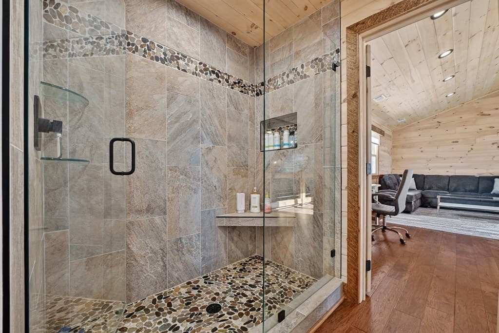 315 River Retreat Road, Blue Ridge GA 30513 - Photo