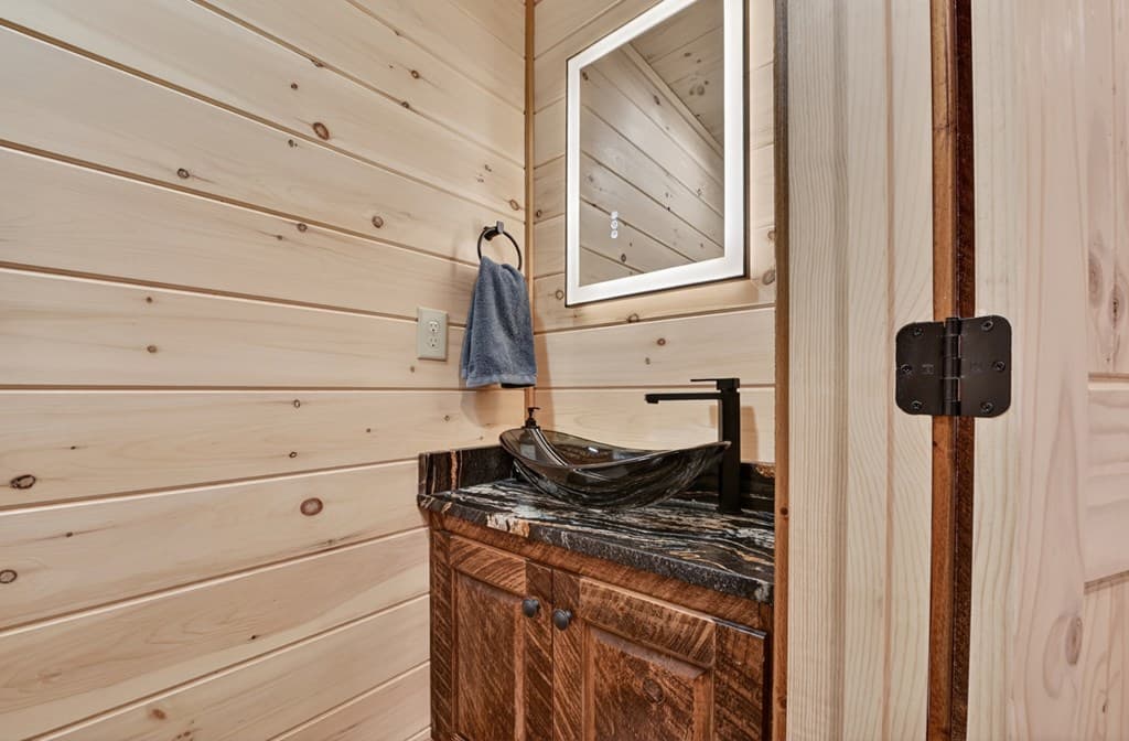 315 River Retreat Road, Blue Ridge GA 30513 - Photo