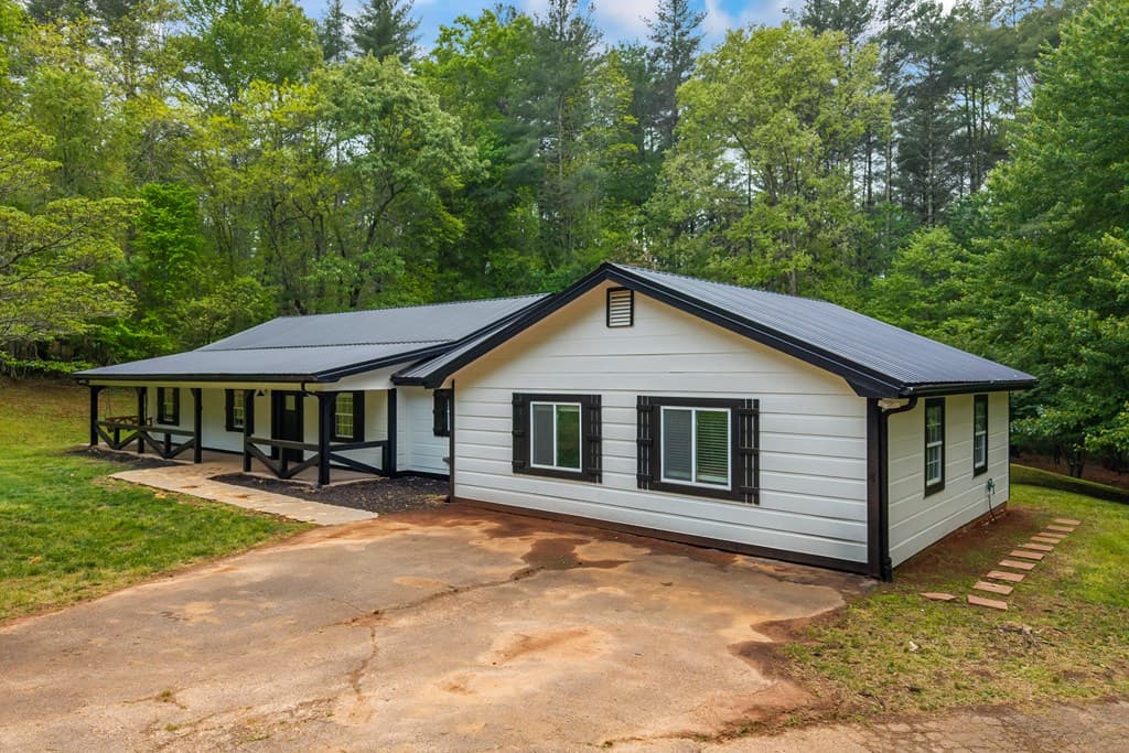 435 Dogwood Way, Blue Ridge GA 30513 - Photo