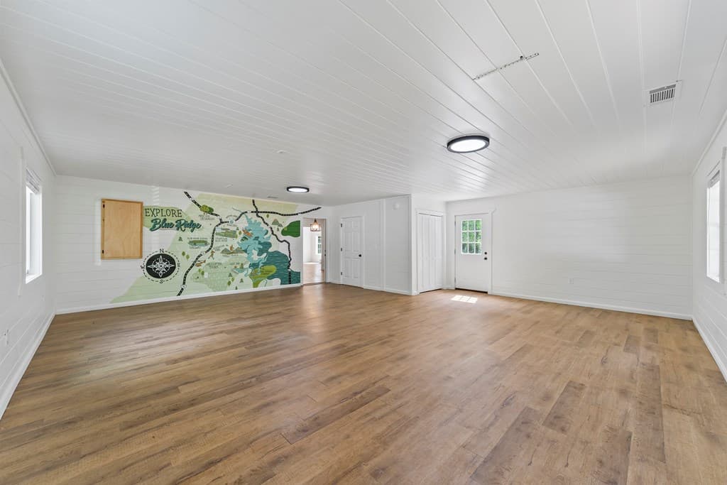435 Dogwood Way, Blue Ridge GA 30513 - Photo