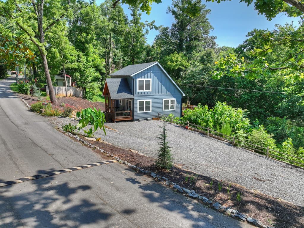 239 Lucille Avenue, Ellijay GA 30540 - Photo