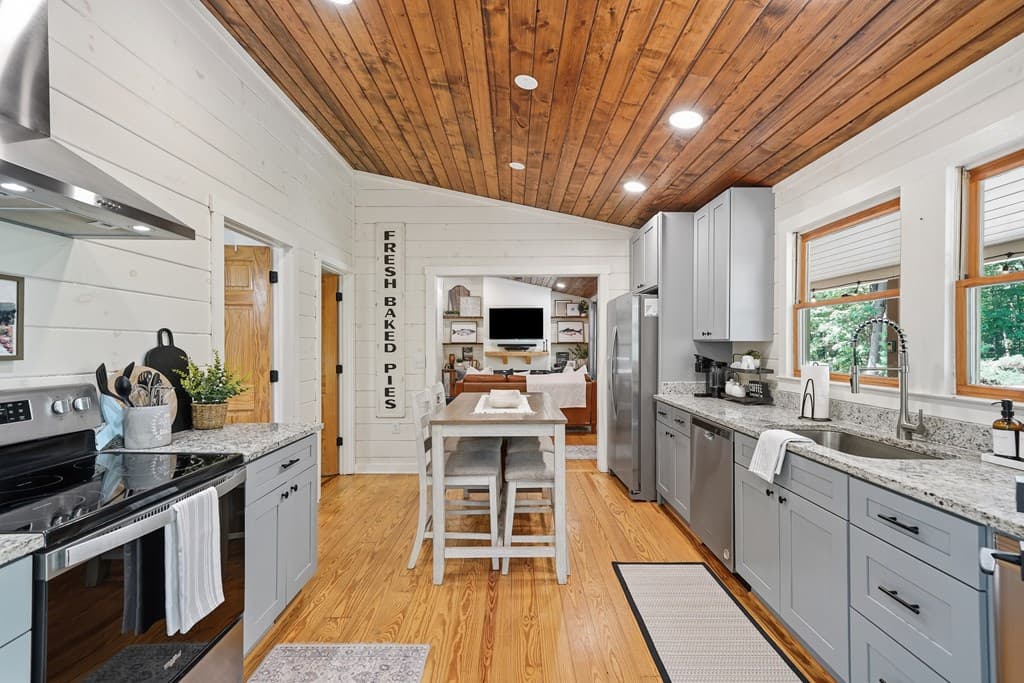 115 Doe Run, Ellijay GA 30540 - Photo