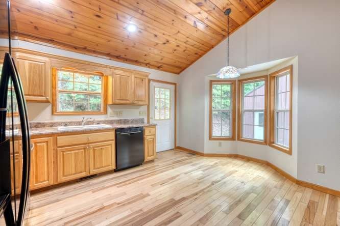 73 Sargent Drive, Murphy NC 28906 - Photo