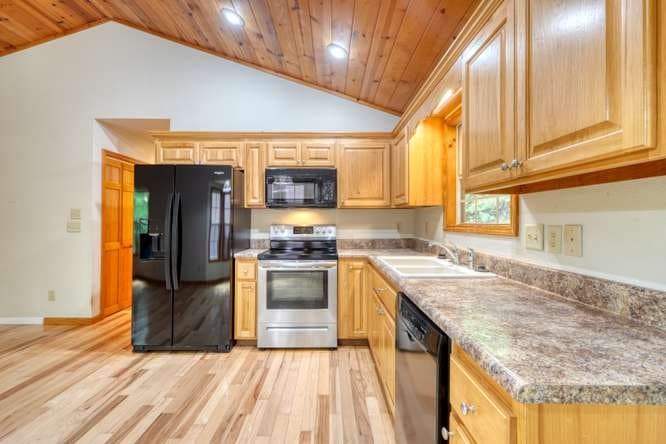 73 Sargent Drive, Murphy NC 28906 - Photo