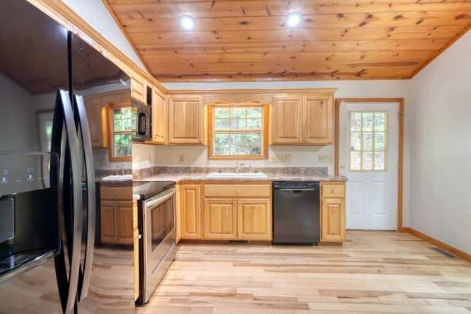 73 Sargent Drive, Murphy NC 28906 - Photo